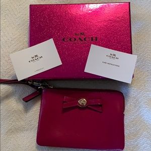 Coach Wristlet - Brand New - Cranberry